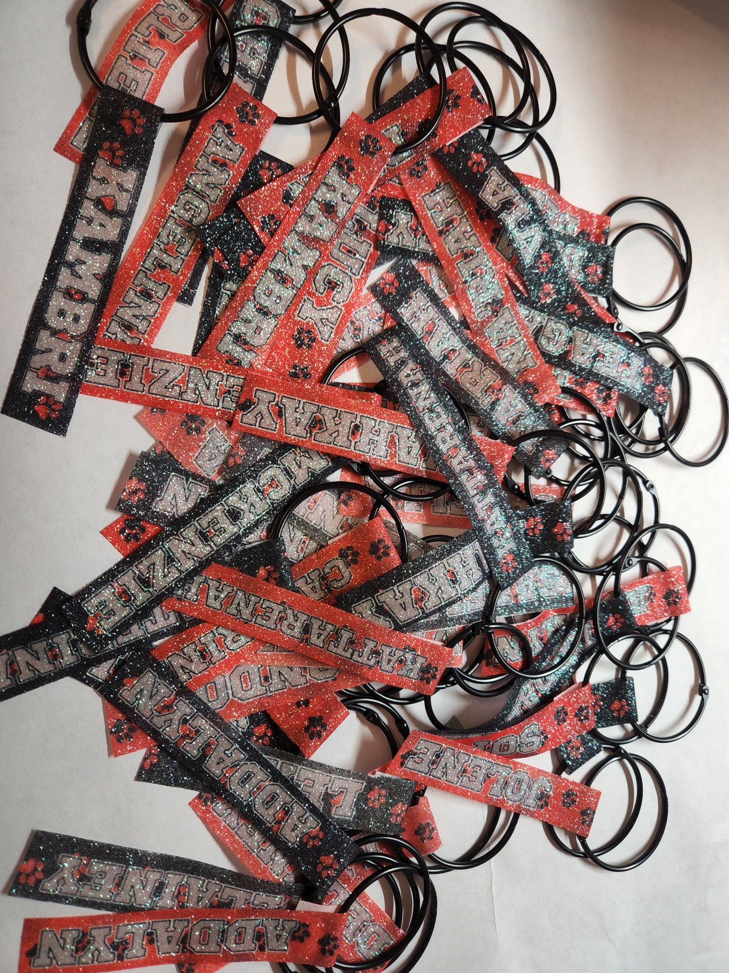 Pom pom tags