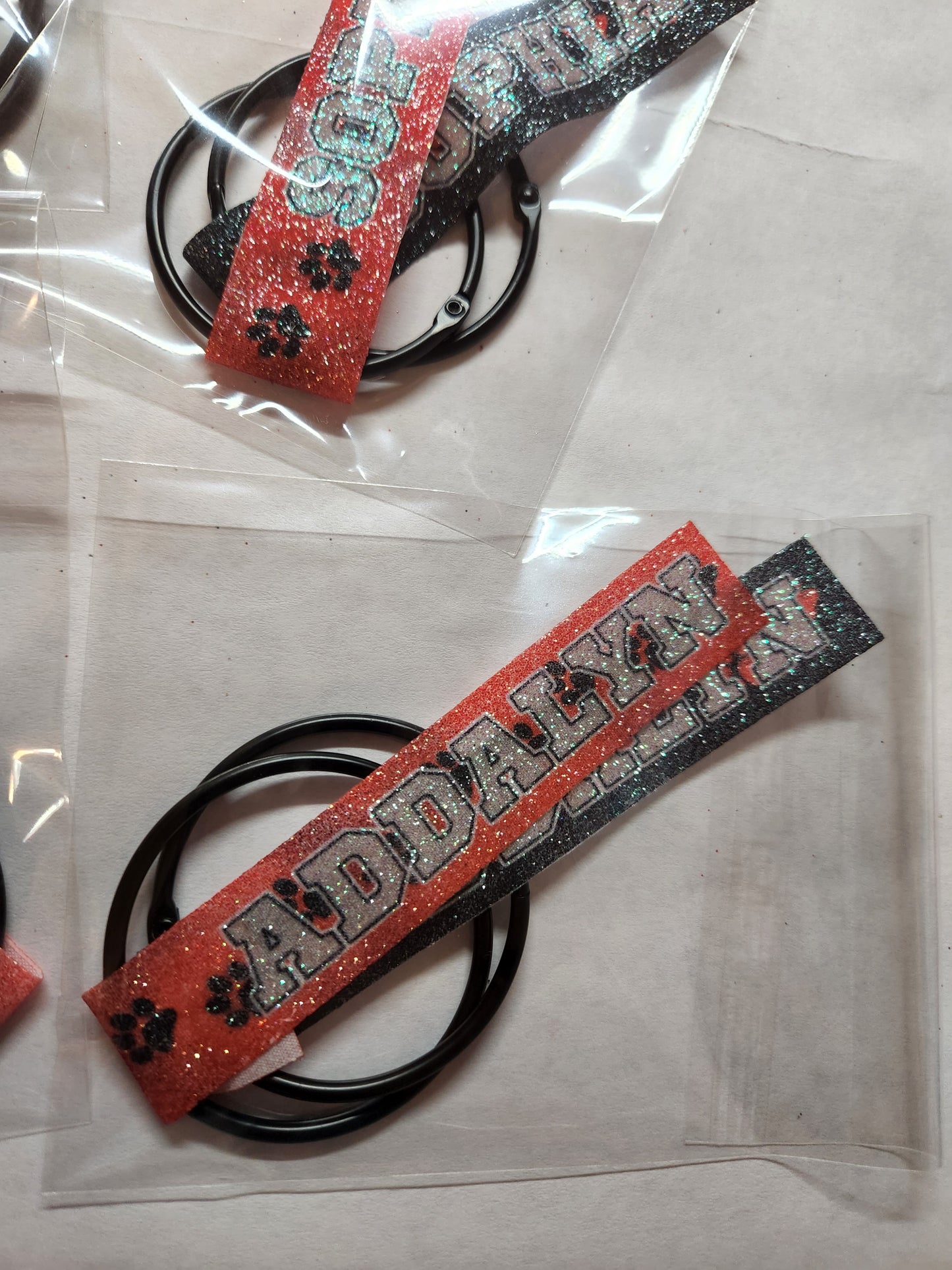 Pom pom tags