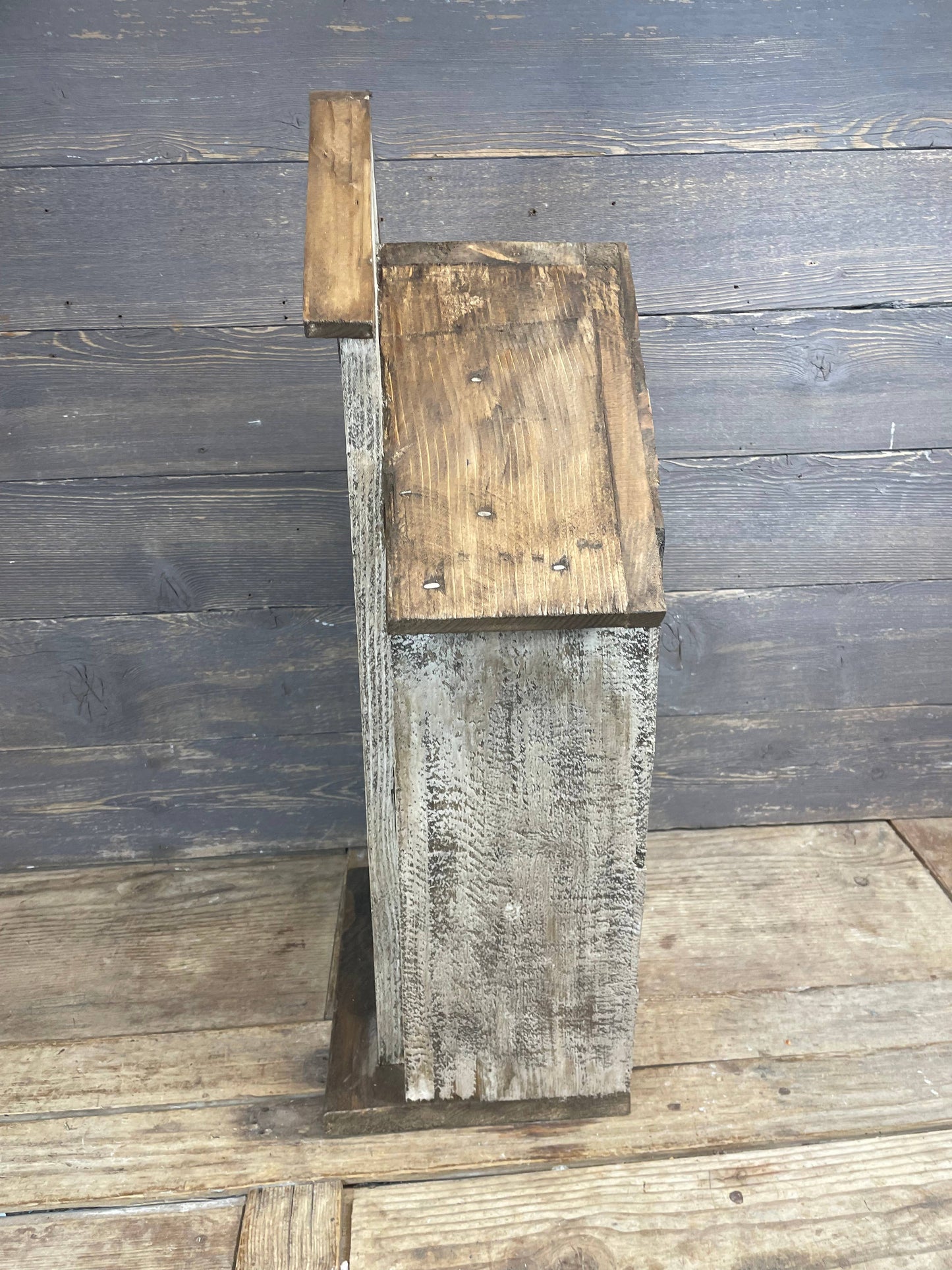 Handmade Carthage Wood Chapel: White