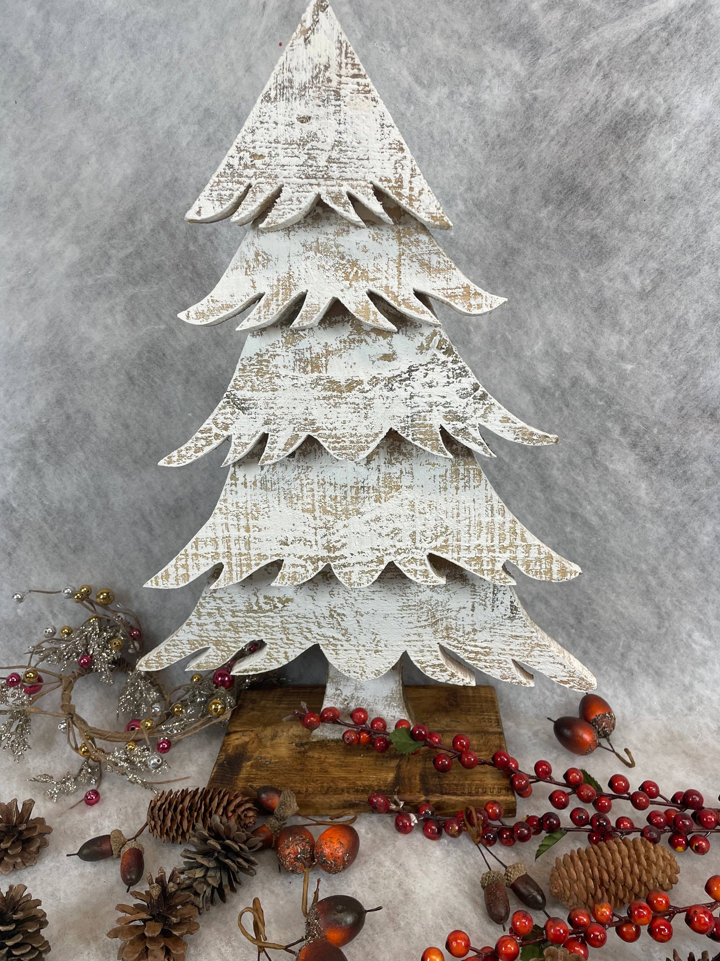 Farmhouse Wooden Christmas Tree
