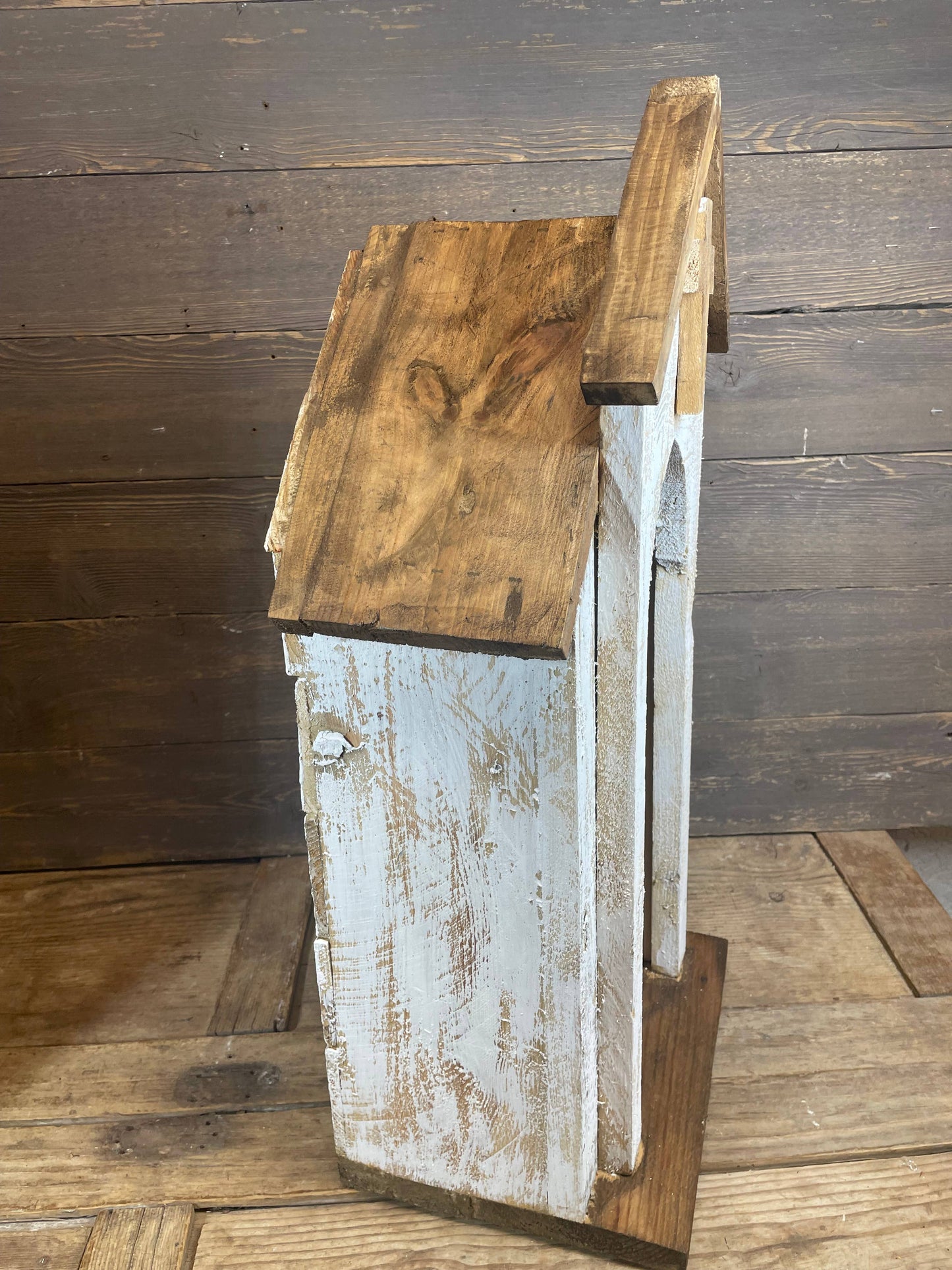 Handmade Carthage Wood Chapel: White