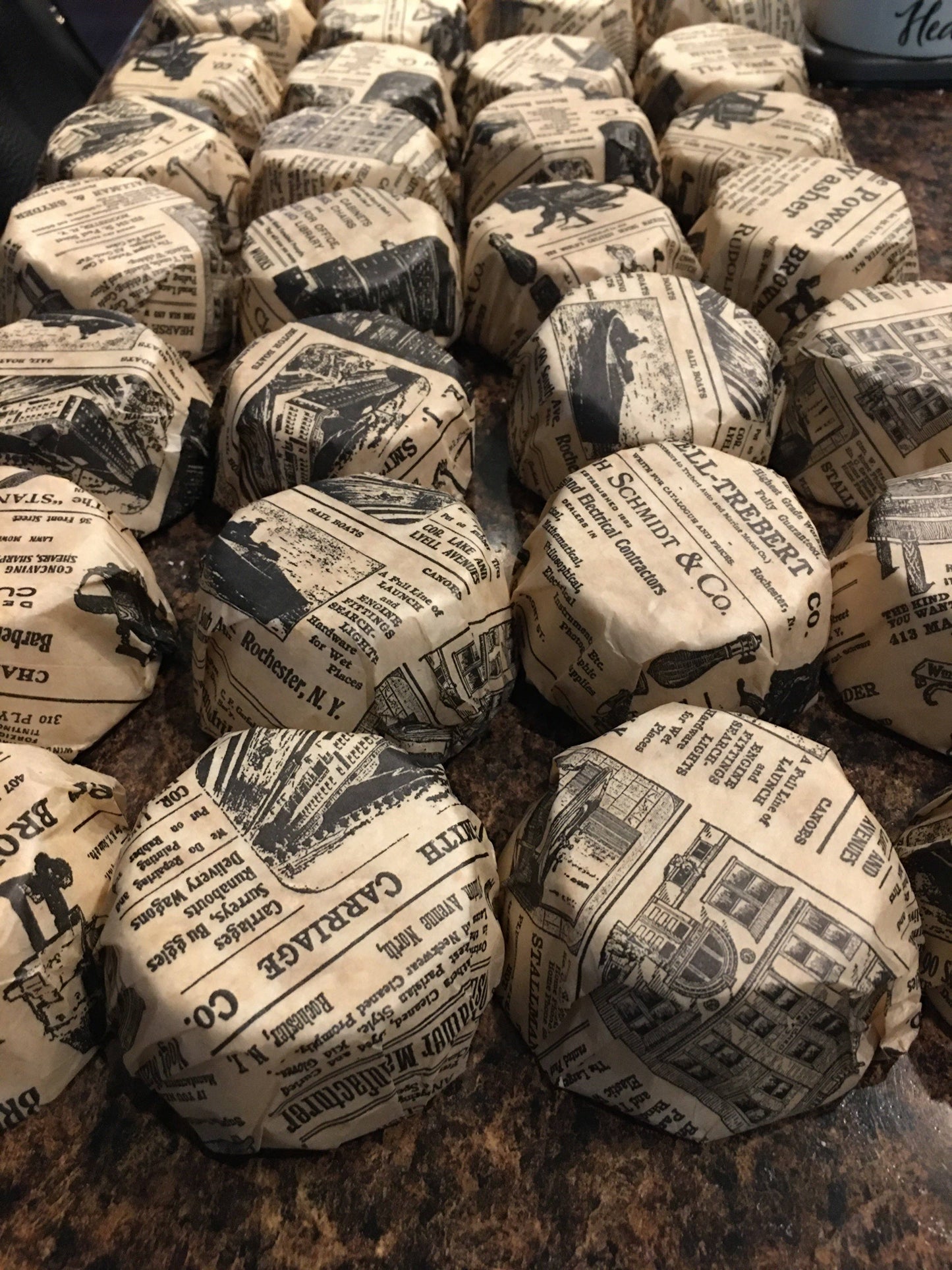 Old Fashioned Natural Oatmeal 
Bath Bomb