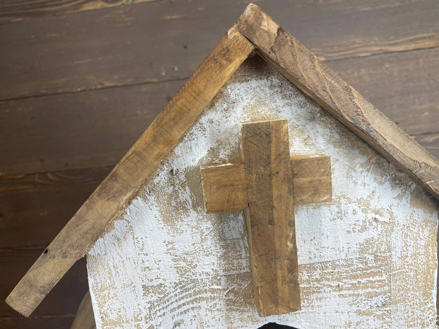 Handmade Carthage Wood Chapel: White