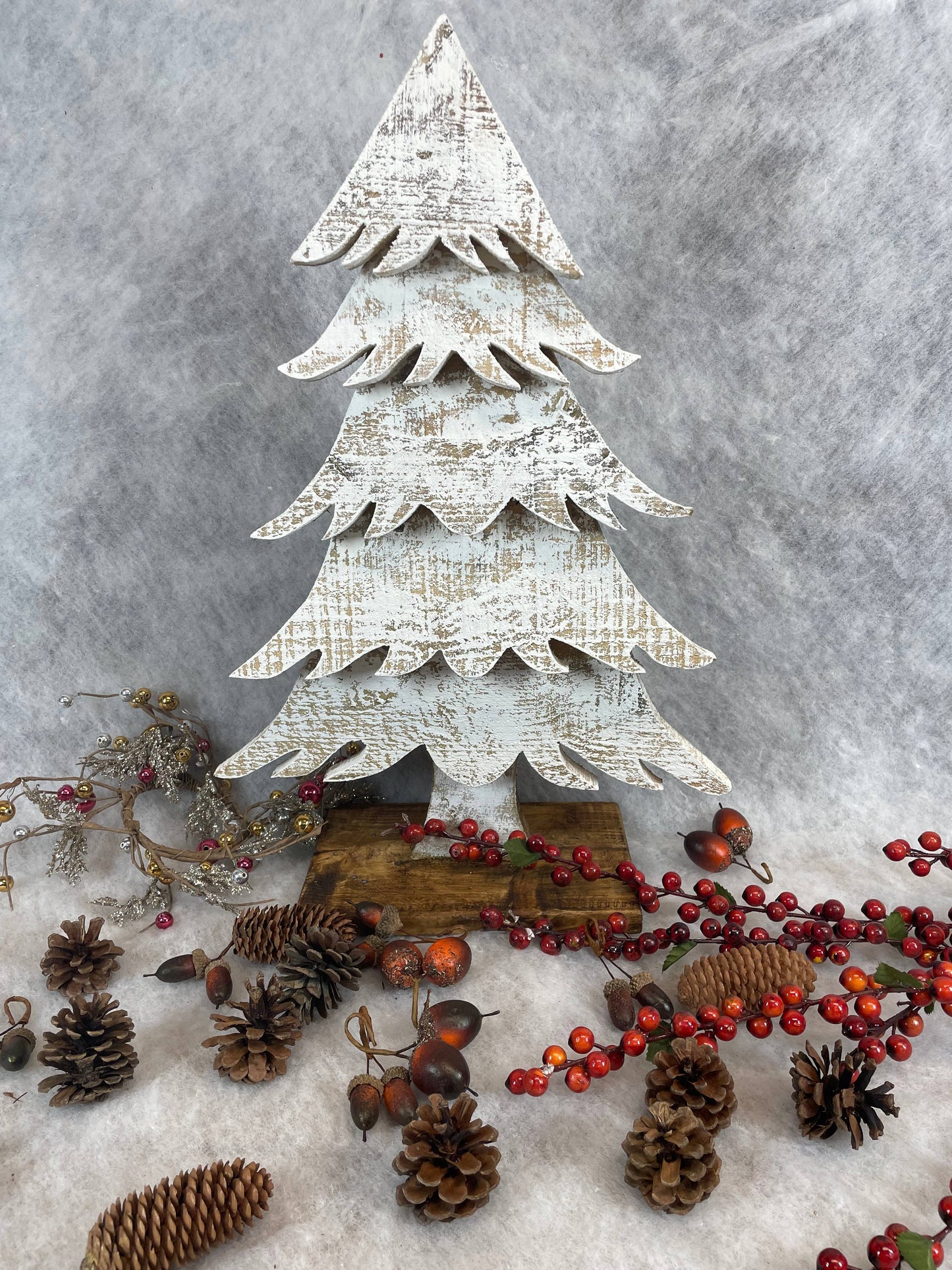 Farmhouse Wooden Christmas Tree