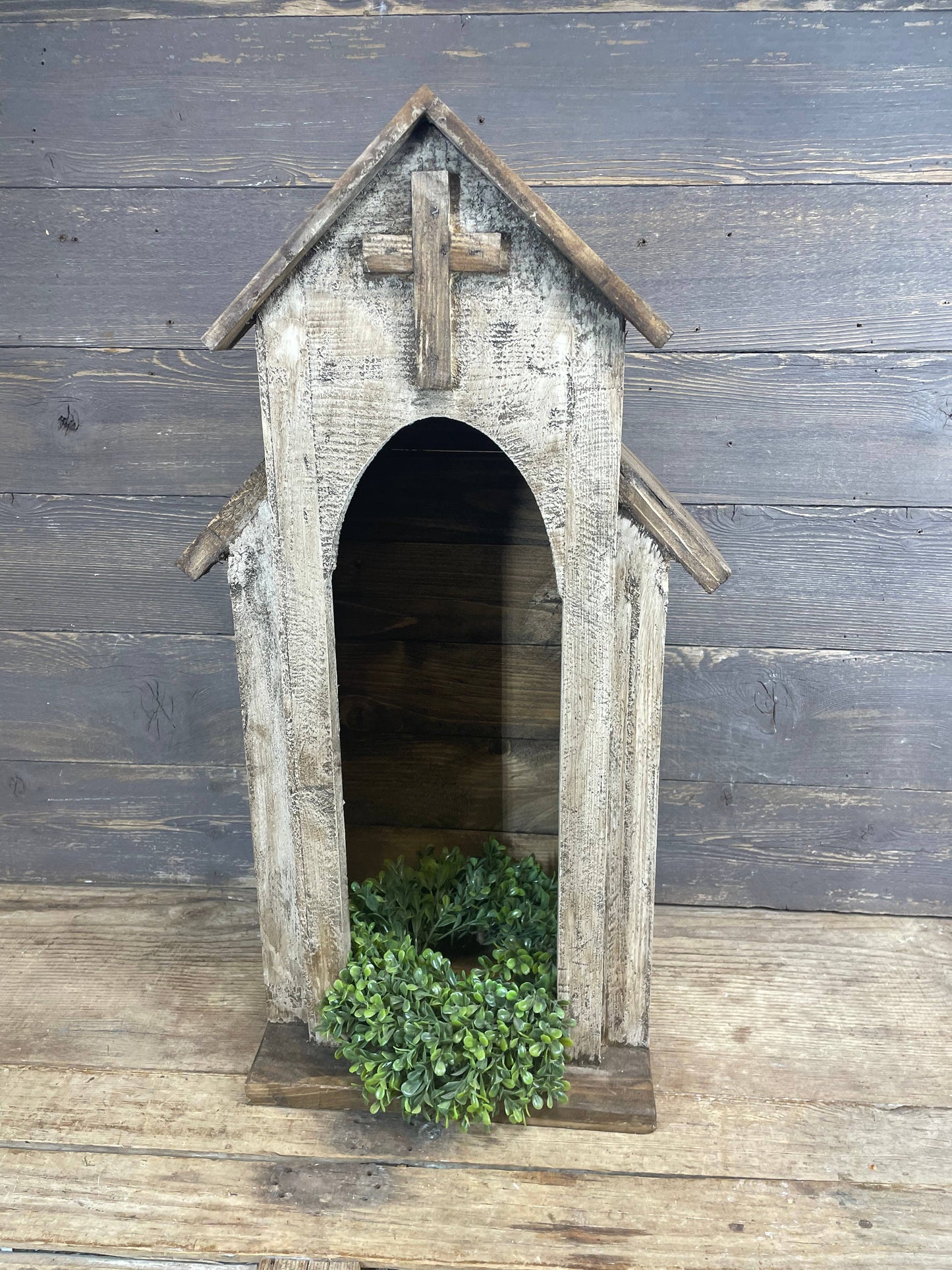Handmade Carthage Wood Chapel: White