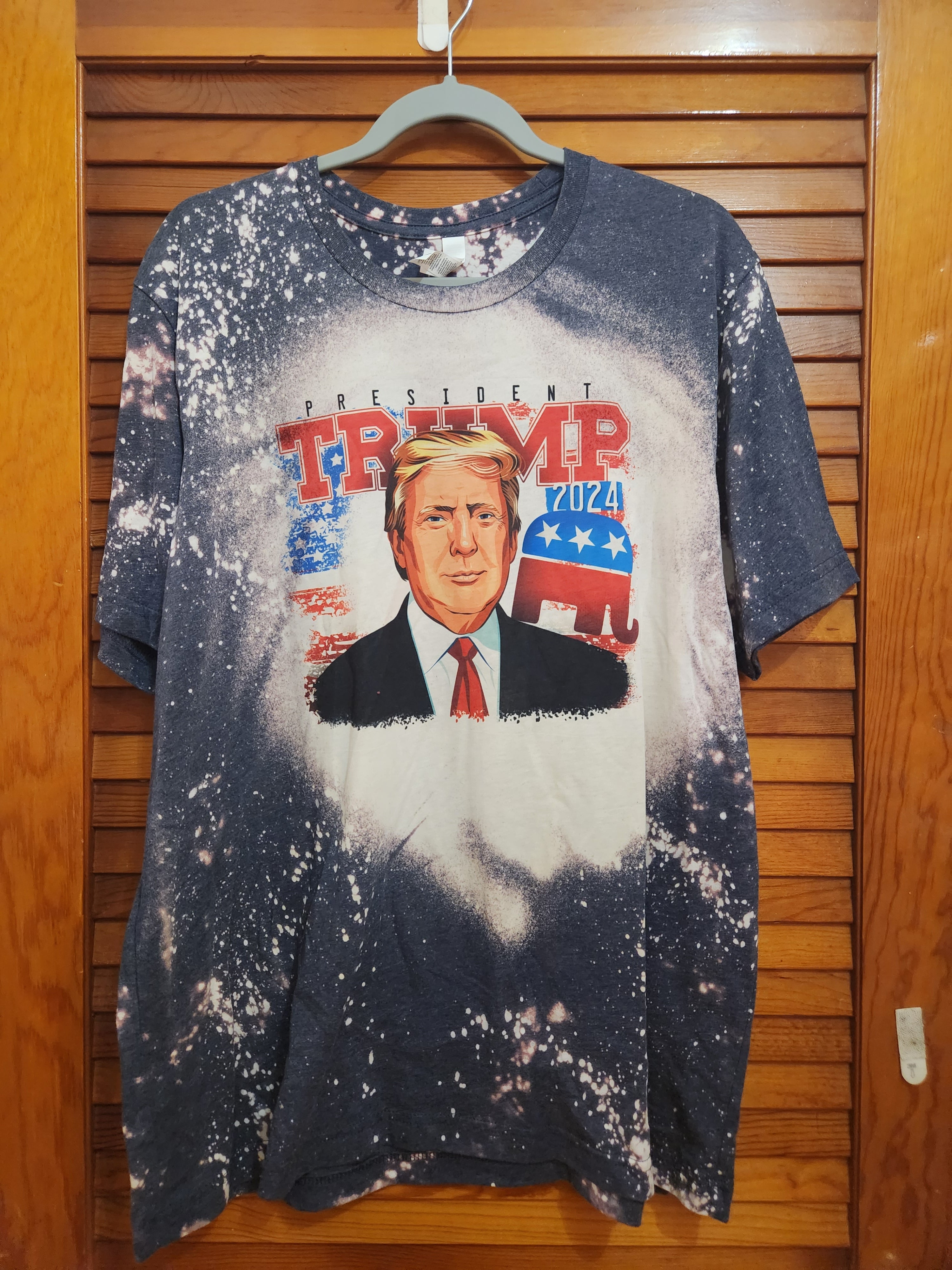 Trump Blue Lettering Trump Blue – thecraftycannolico
